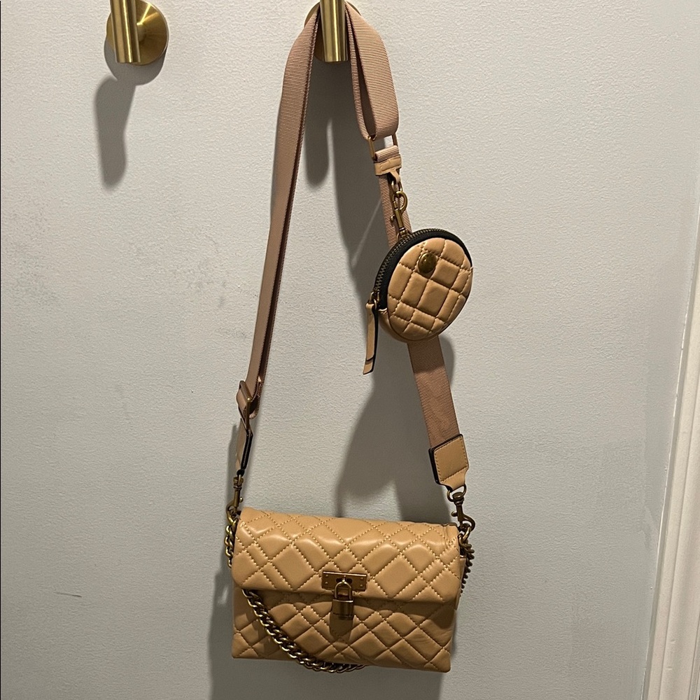 Kurt Geiger Brixton Crossbody Bag